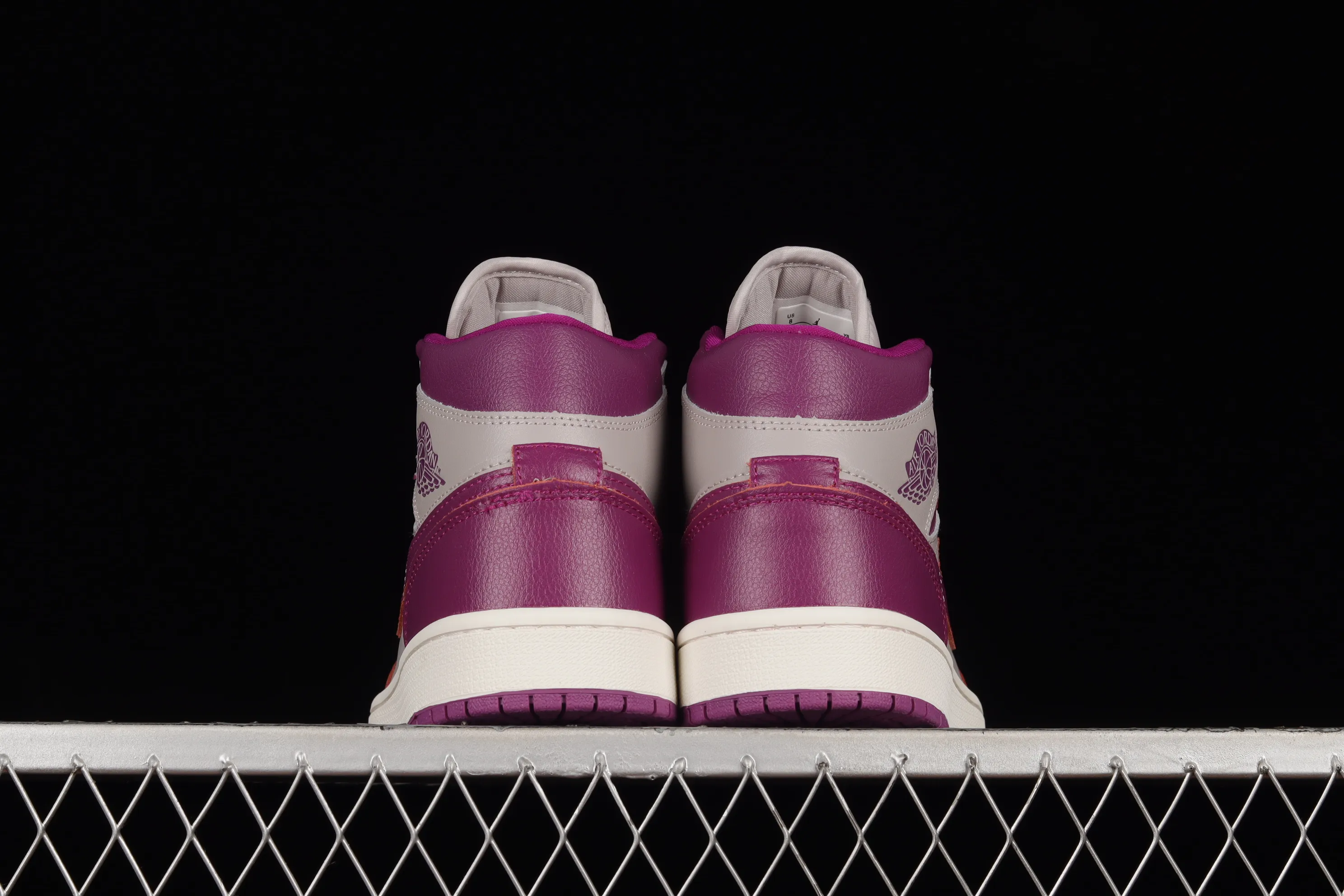 All categories Air Jordan Jordan series basketball shoes Air Jordan 1 Mid Air Jordan 1 Mid "Magenta" AJ1 Joe 1 gray purple toe BQ6472-501